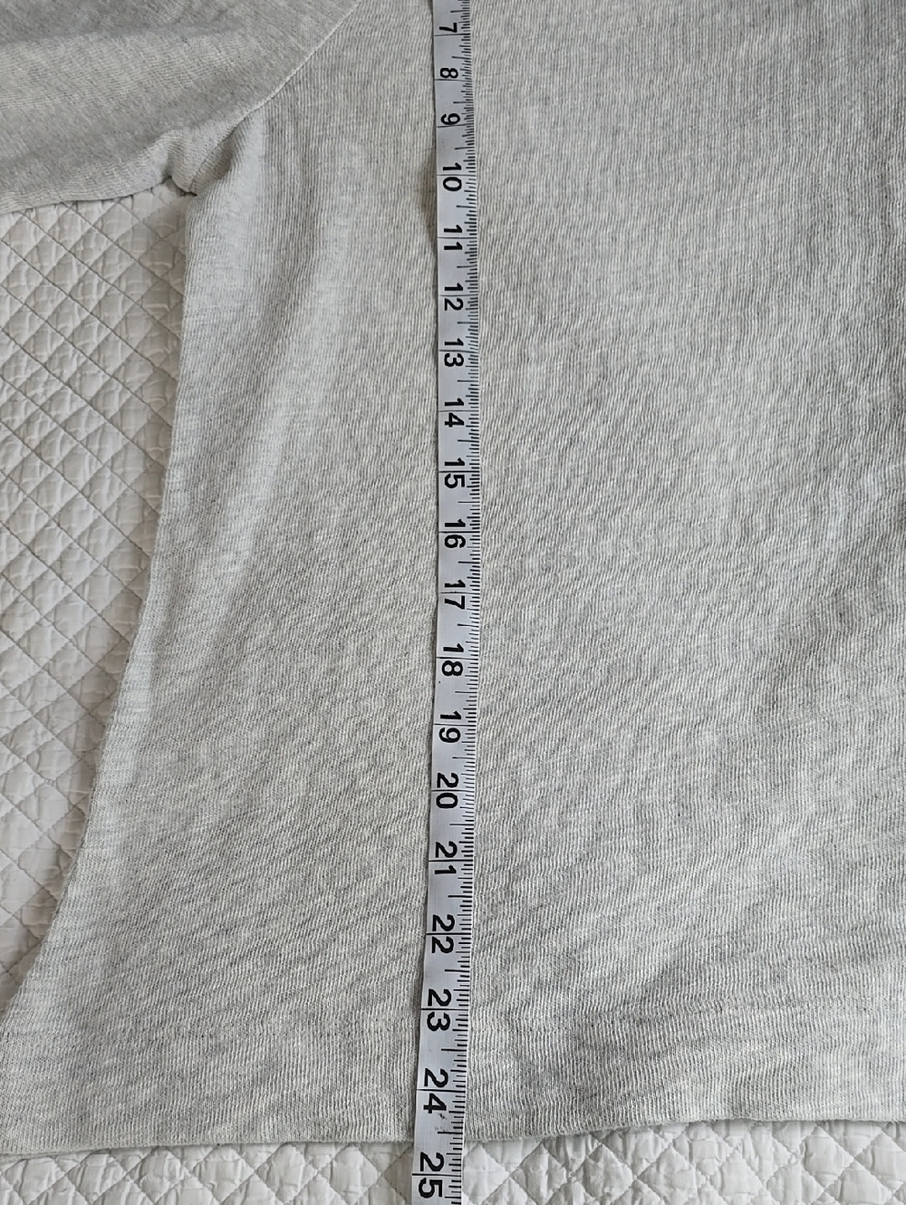 🐝LOFT Cotton Knit Bee Embroidered Top - Picture 8 of 15